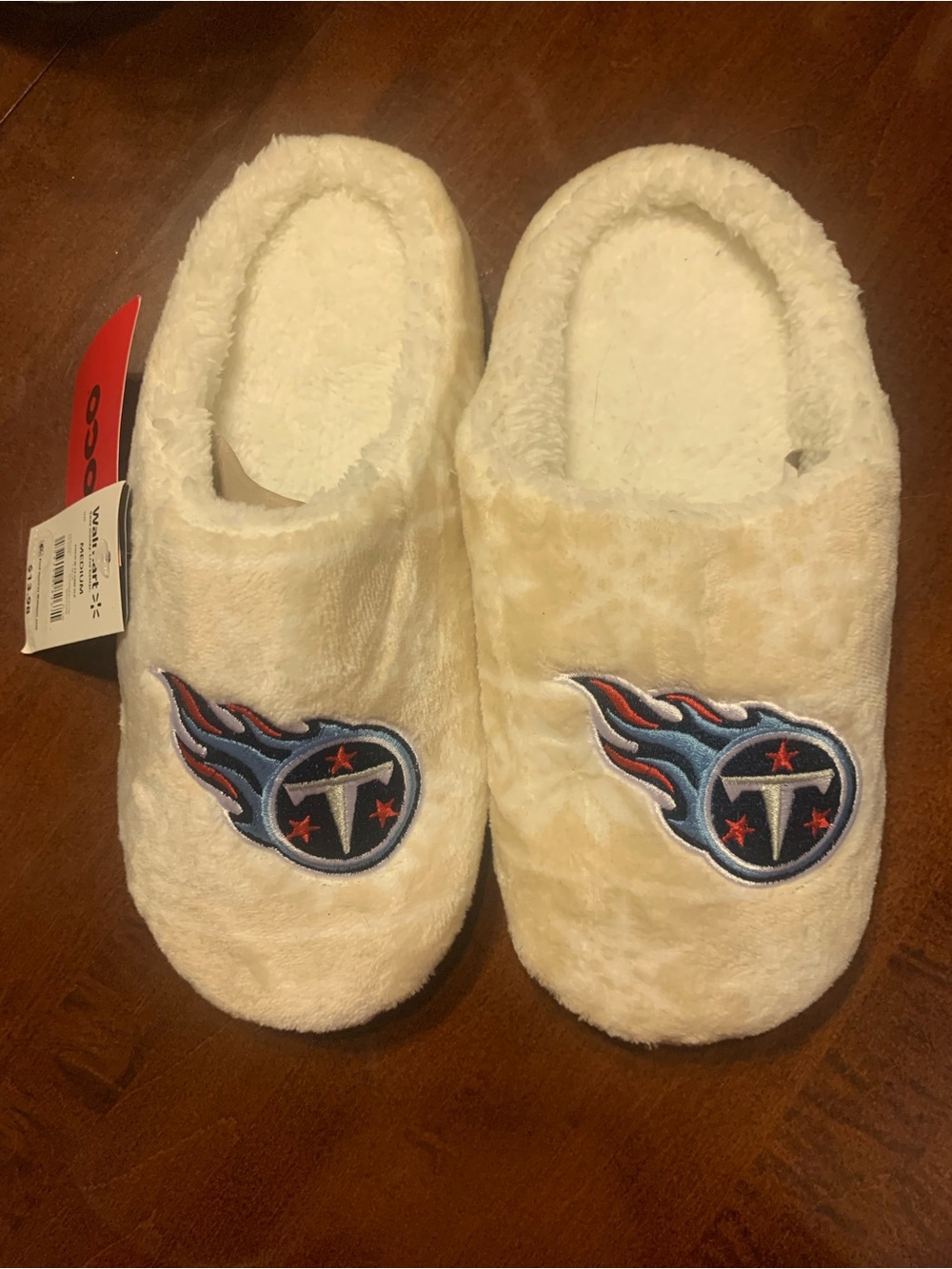 Tennessee Titans Women’s Slippers Medium Size 7-8 New